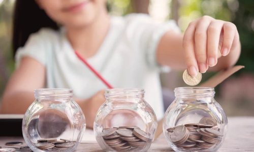 sinhasi-why-educate-our-kids-about-finance-early-blog-banner
